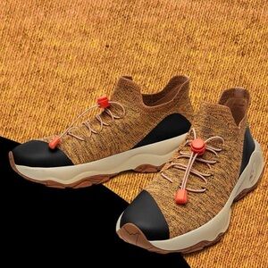 NWT UIN Men’s Comfortable KNIT Shoes/Dark Goldenrod/US9.5